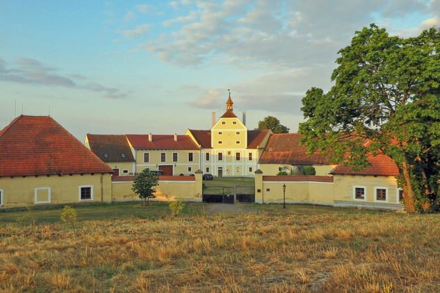 Kalec, hospodářský dvůr