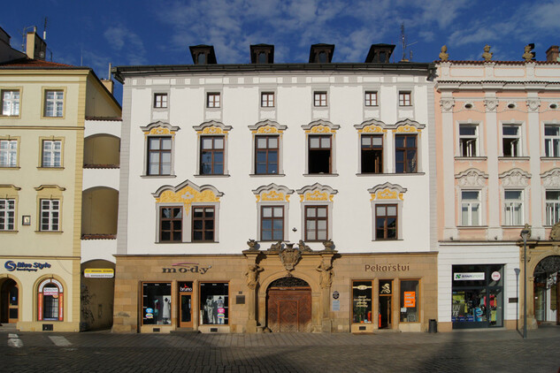 Petrášův palác