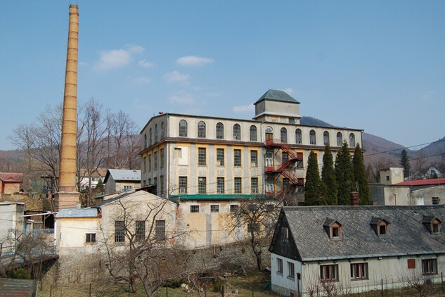 Bílý Potok pod Smrkem, továrna, březen 2011 | © NPÚ, ÚOP v Liberci, foto Petr Freiwillig