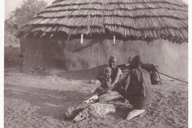 Fotografie ze sbírky Karla Podstatského z Lichtenštejna. Státní hrad Grabštejn