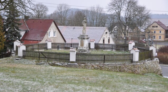 Semněvice, socha sv. Jana Nepomuckého. Zdroj: Fotoarchiv NPÚ, ÚOP v Plzni, 2021.